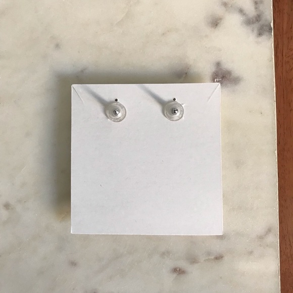 Stella & Dot Beaded Earrings - Picture 3 of 3